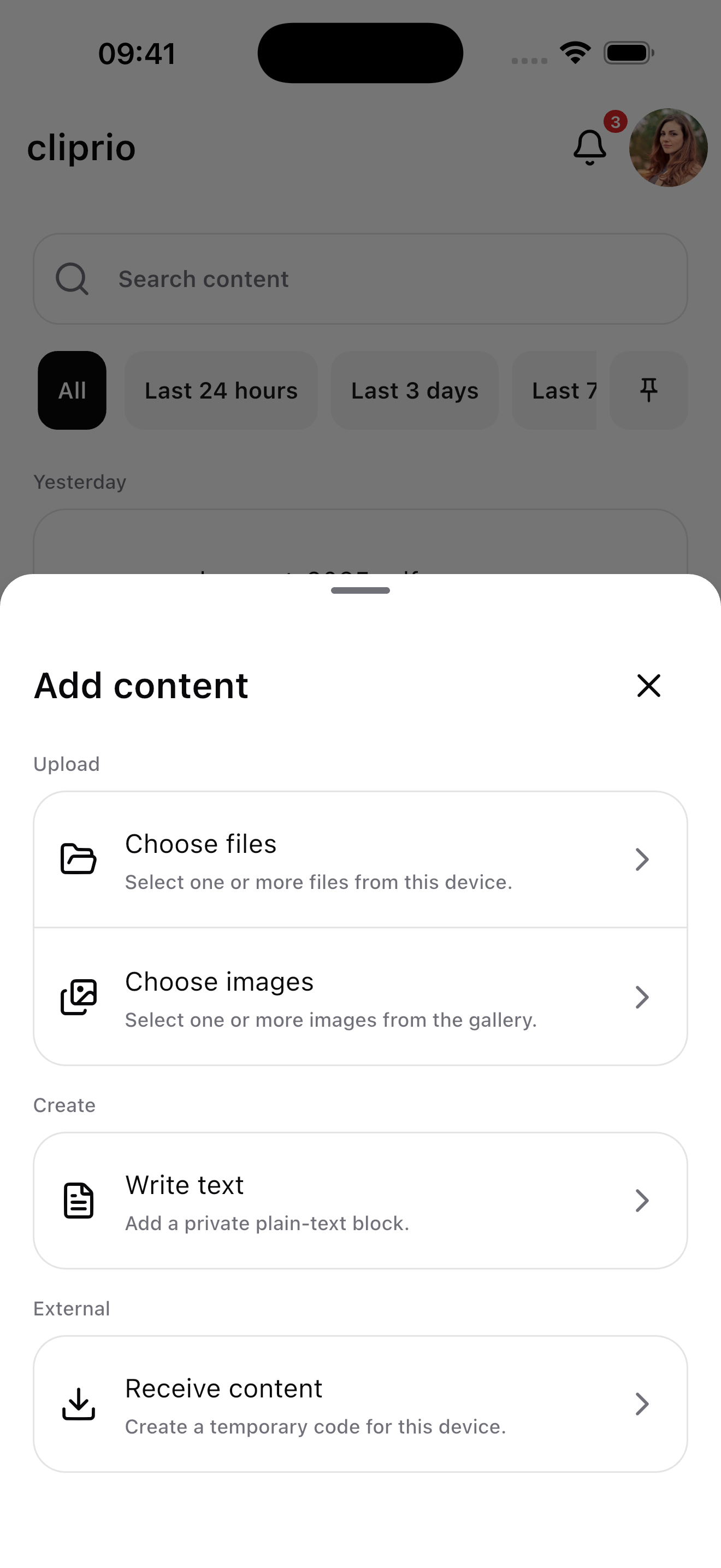 Add: Add text or select images and files directly inside cliprio.